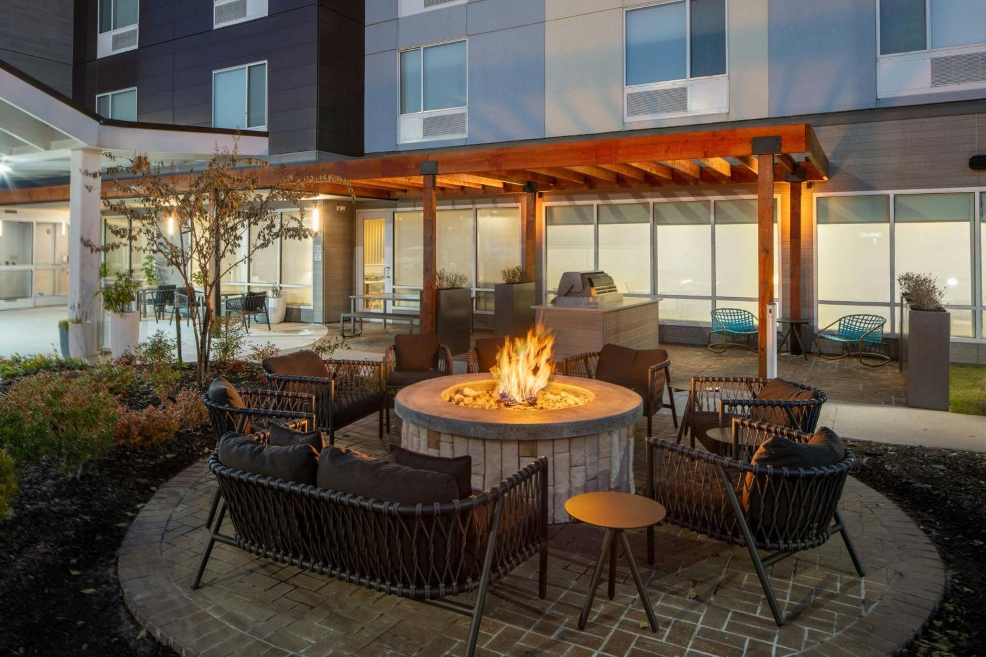 Towneplace Suites By Marriott Memphis Cordova Exterior foto